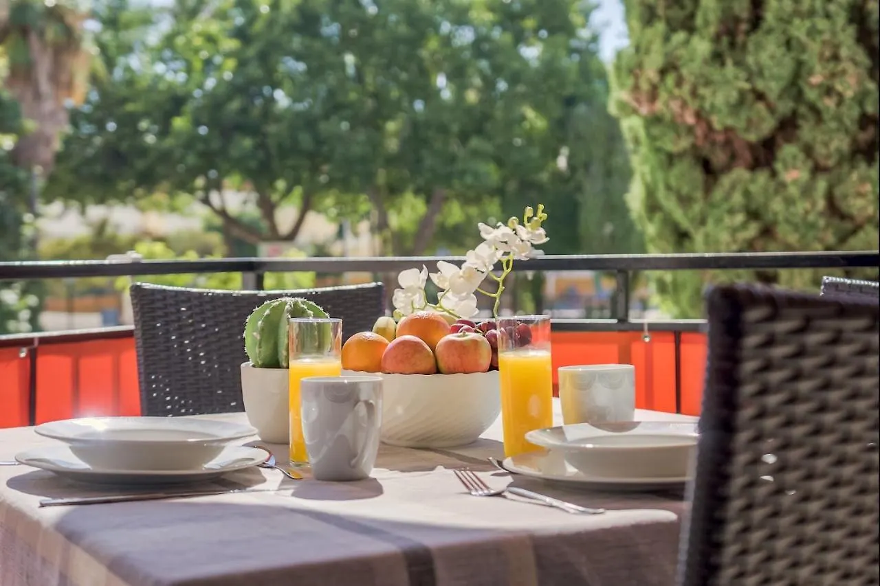 Sur Suites Alhambra Fuengirola 0*,